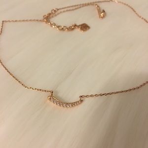 Kendra Scott rose gold necklace